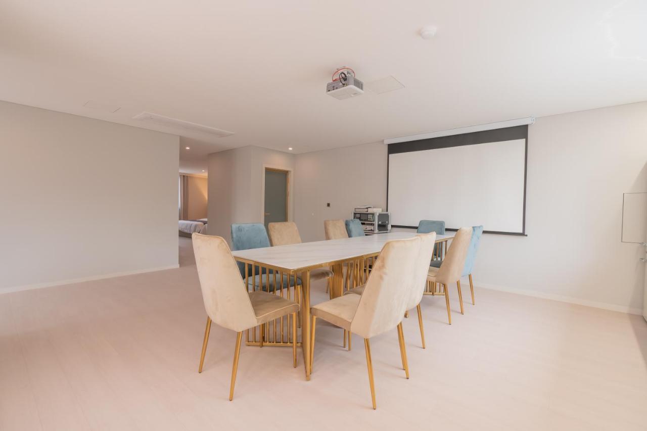 Denbasta Central Hotel Seomyeon Busan Ngoại thất bức ảnh