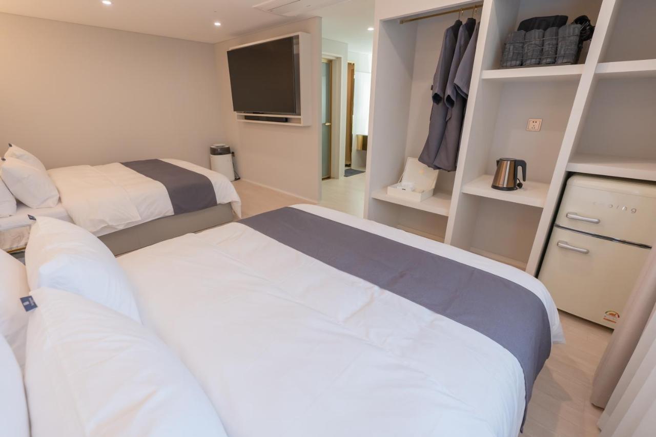 Denbasta Central Hotel Seomyeon Busan Ngoại thất bức ảnh