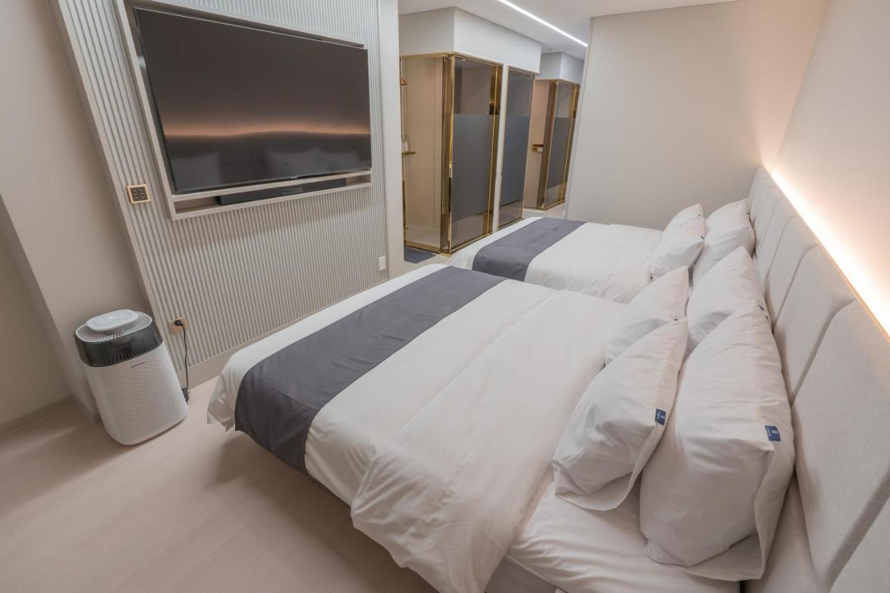 Denbasta Central Hotel Seomyeon Busan Ngoại thất bức ảnh