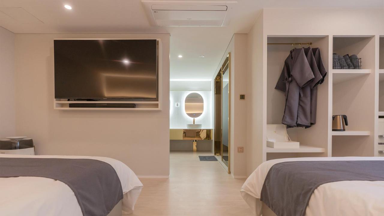 Denbasta Central Hotel Seomyeon Busan Ngoại thất bức ảnh