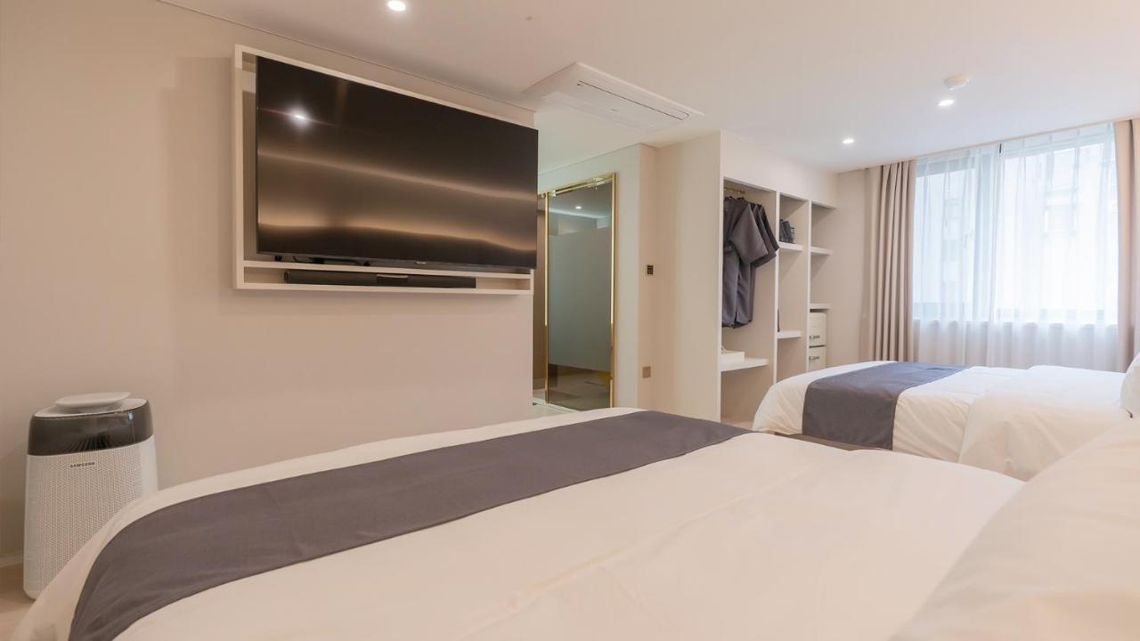 Denbasta Central Hotel Seomyeon Busan Ngoại thất bức ảnh