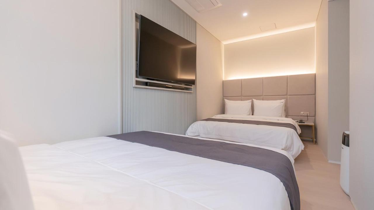 Denbasta Central Hotel Seomyeon Busan Ngoại thất bức ảnh