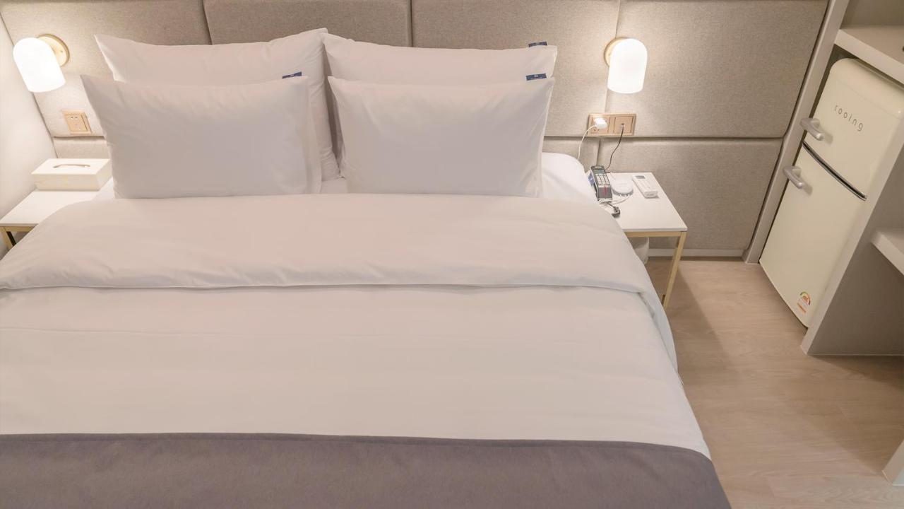 Denbasta Central Hotel Seomyeon Busan Ngoại thất bức ảnh