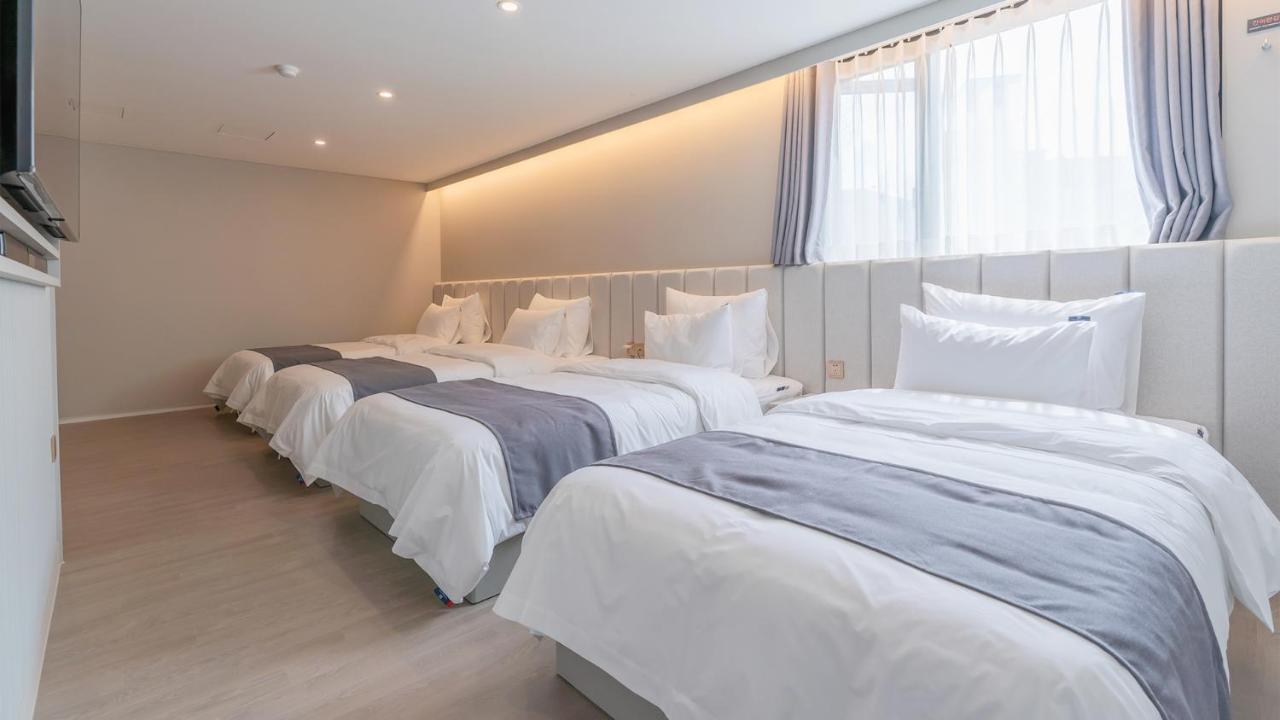 Denbasta Central Hotel Seomyeon Busan Ngoại thất bức ảnh