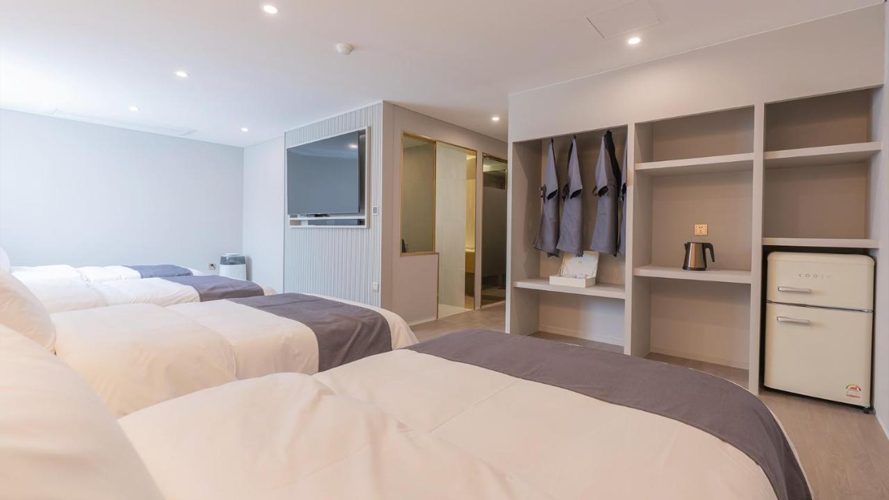 Denbasta Central Hotel Seomyeon Busan Ngoại thất bức ảnh