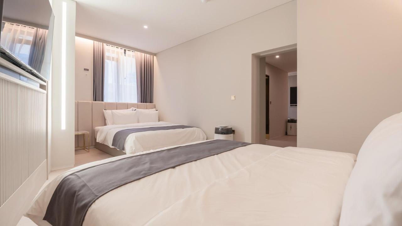 Denbasta Central Hotel Seomyeon Busan Ngoại thất bức ảnh