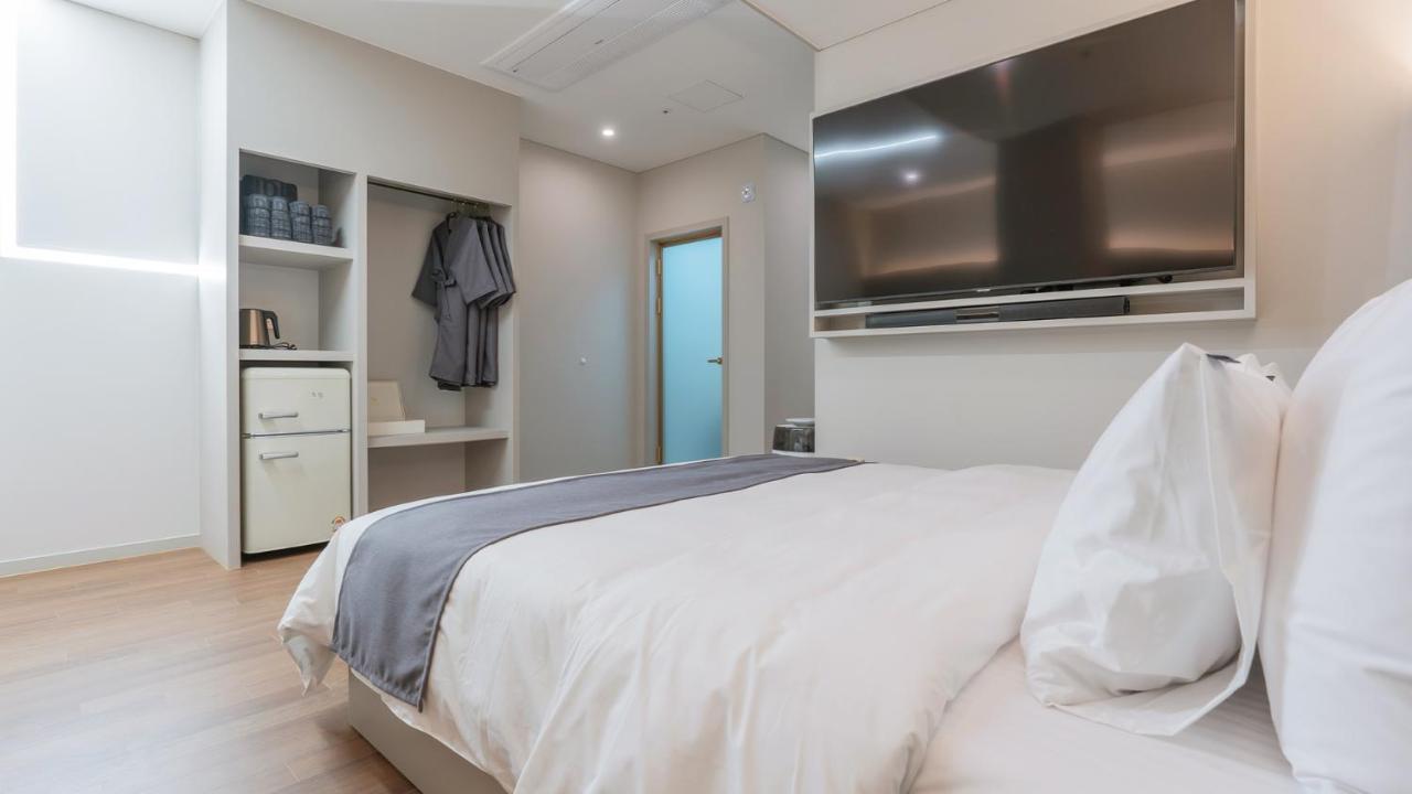 Denbasta Central Hotel Seomyeon Busan Ngoại thất bức ảnh